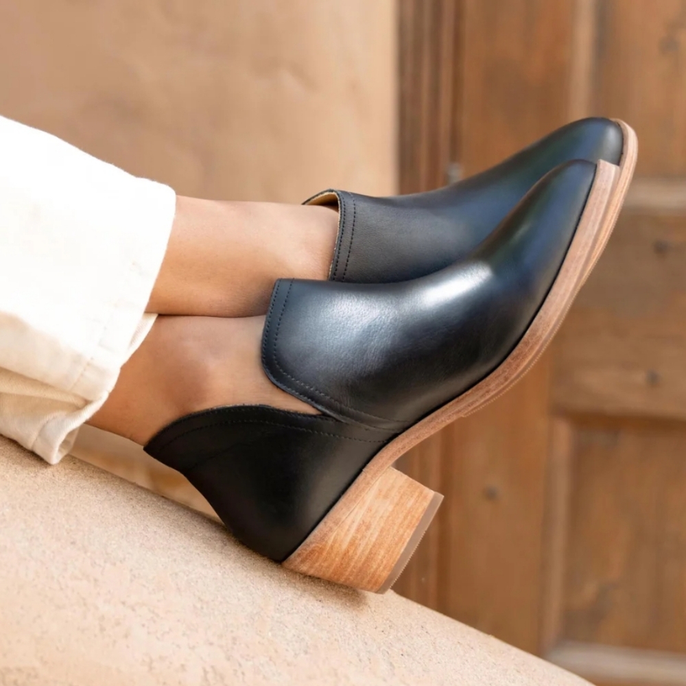 NEW NIB NISOLO MIA CLASSIC ANKLE BOOTIE BLACK SUSTAINABLE  11 PERU